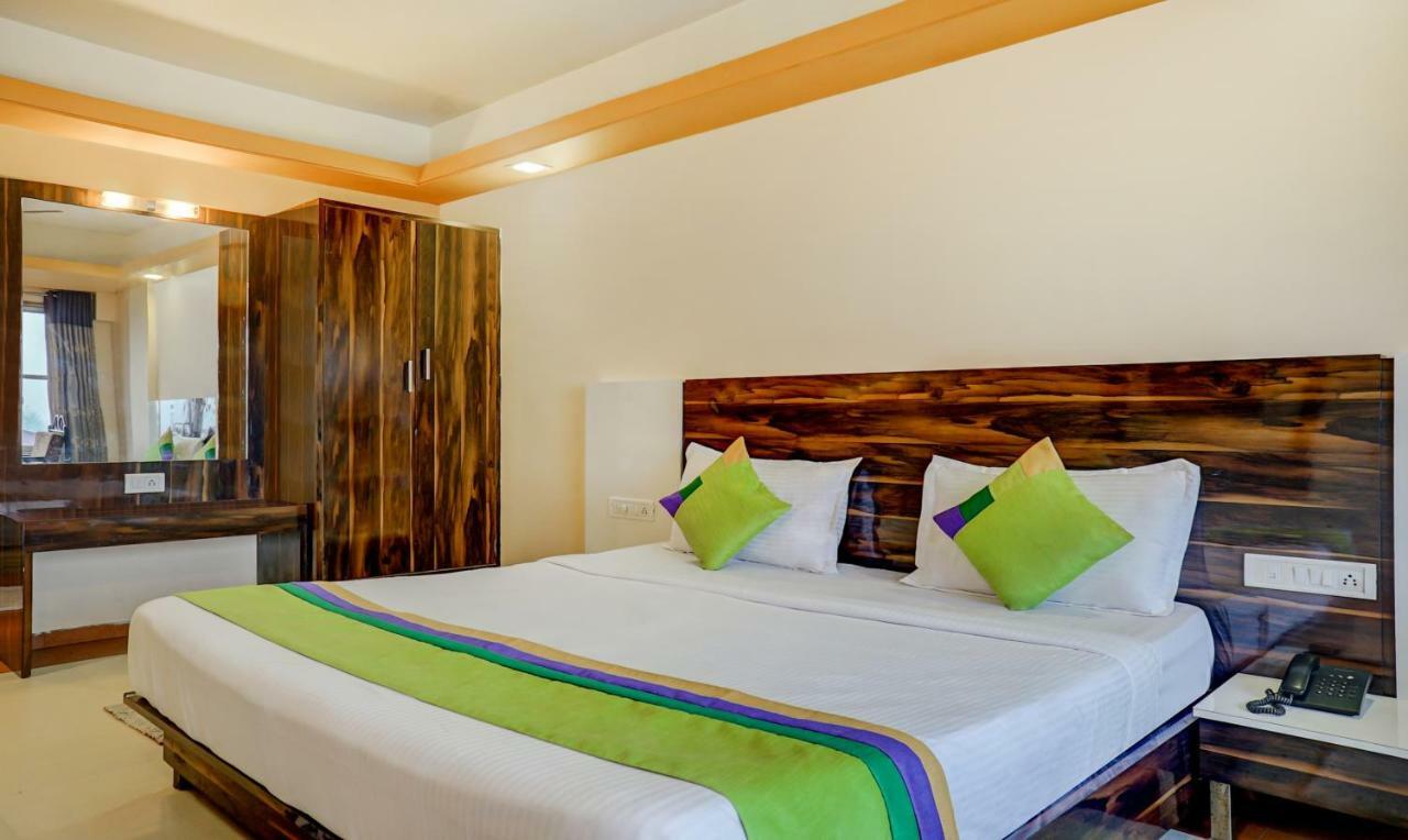 Mountview Resort & Spa Lonavala Buitenkant foto
